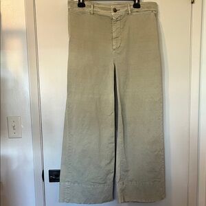 Everlane Wide-Leg Trousers in Light Celery Green